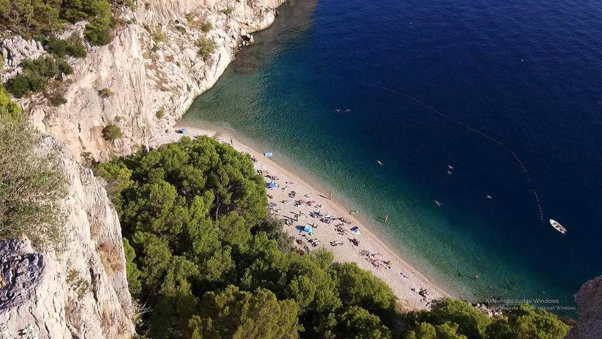 Bellissima By The Sea